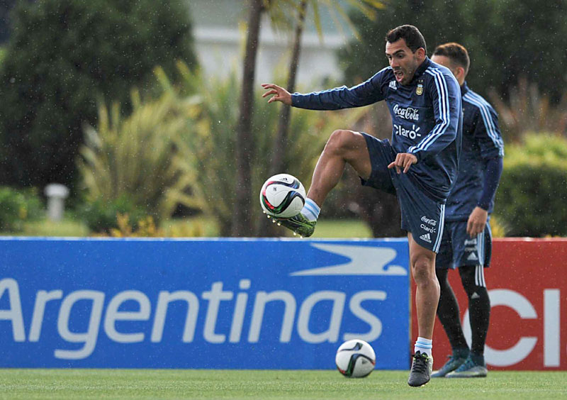 ТЕВЕЗ НИЈЕ СРЕЋАН У КИНИ: Карлос се враћа кући?