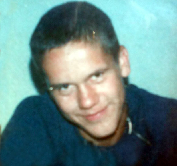 УЖАС У НИШУ: Родитељи пронађеног младића сумњају да је њихов јединац убијен(ФОТО)