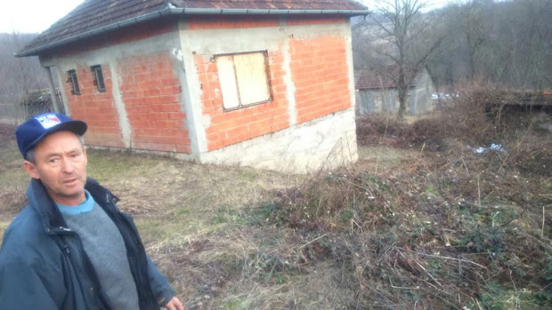 Арапи купују земљу дуж обале Укрине, продатo и имање поред манастира