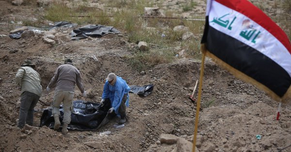 Код Мосула пронађена масовна гробница са 4.000 тела, жртава ИД