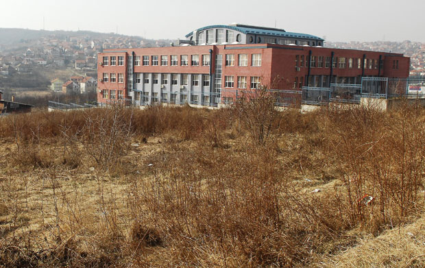 
Калуђерица: Дете разбило кутију у којој је била бомба! 