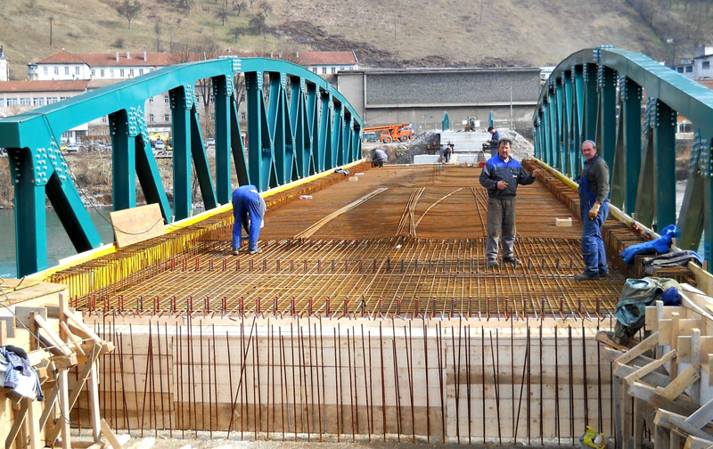 НОВА ЋУПРИЈА У ФОЧИ: Мост до 9. маја