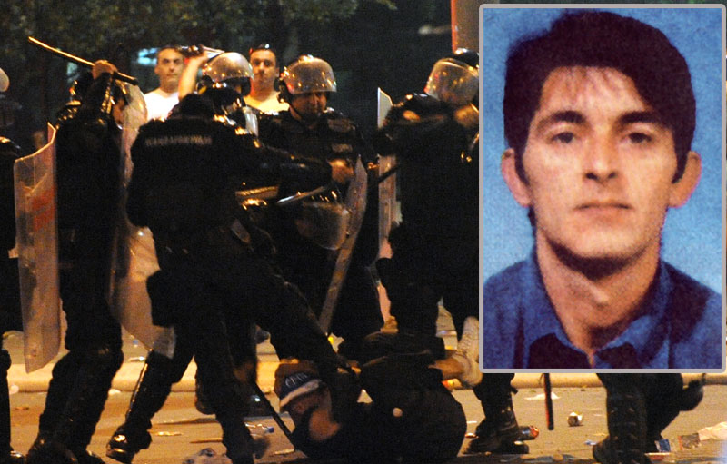 Панић претучен када је кренуо ка Вучићу