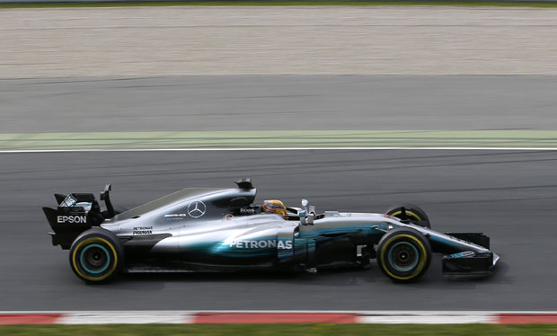 Хамилтон најбржи у Барселони