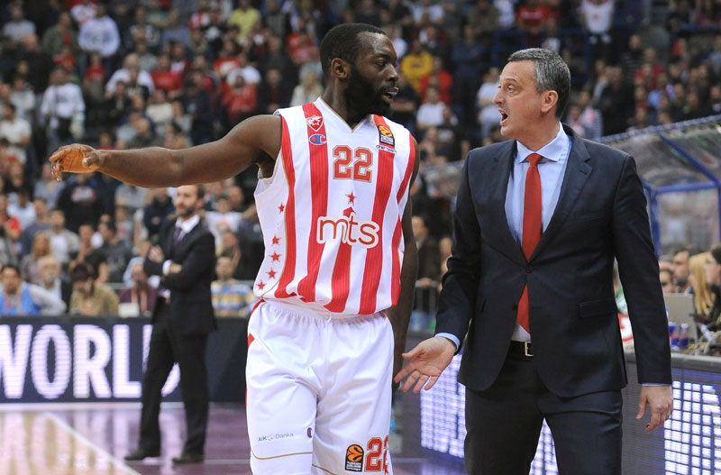 ЏЕНКИНСОВИХ 200 МЕЧЕВА У ЗВЕЗДИ: Ау, човече, старим