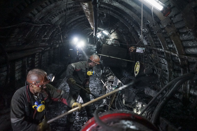 Фабрике у Донбасу престају да раде