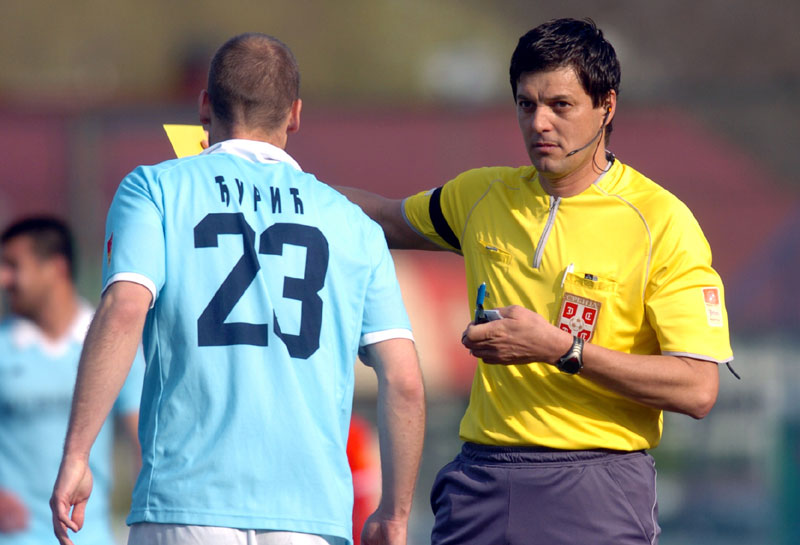 МАЖИЋ НЕ СУДИ ДЕРБИ: Мајо Вујовић арбитар 153. окршаја вечитих