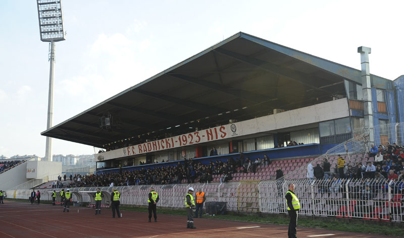 Раднички и Чукарички се умешали у полемику Звезде, Партизана и Судијске комисије ФСС; Нишлије оштро “удариле” по Терзићу