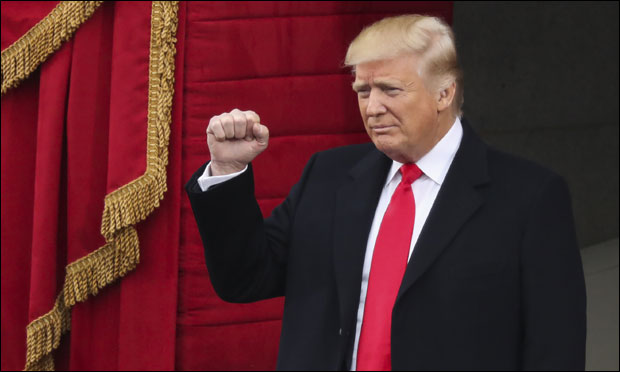 Улцињ не да Трампу почаст