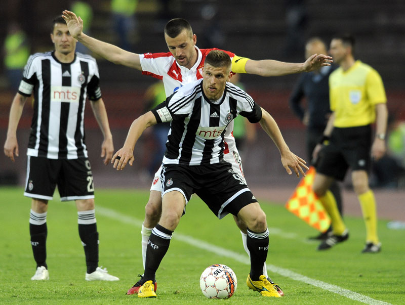 КРАЈ: Црвена звезда - Партизан 1:1