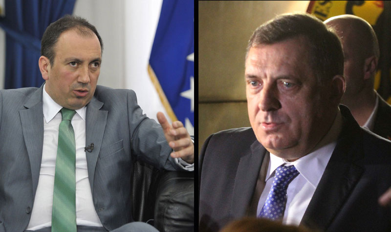 Ко брани, а ко оговара Српску