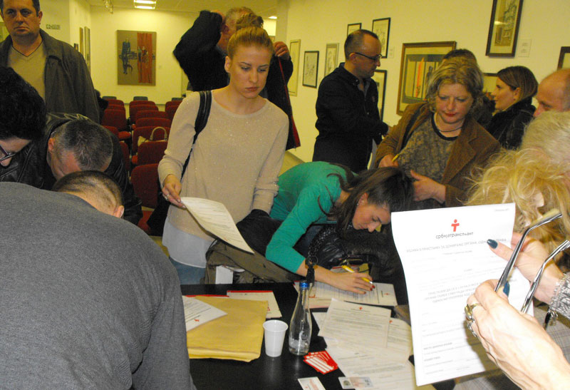 Првоборци брину о људима