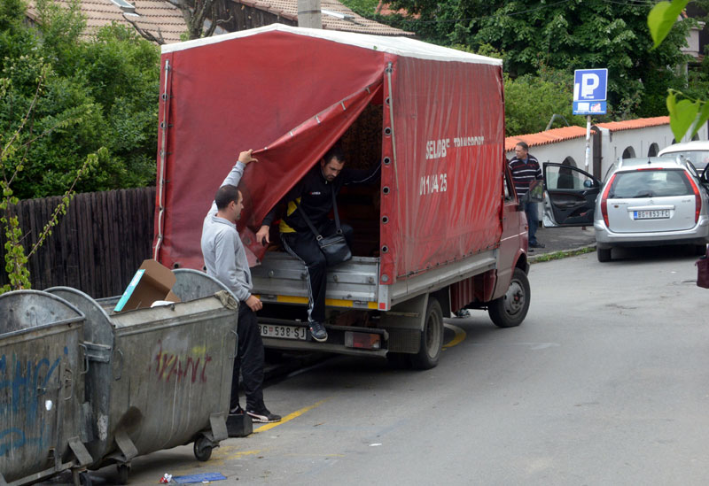 И станови на добош