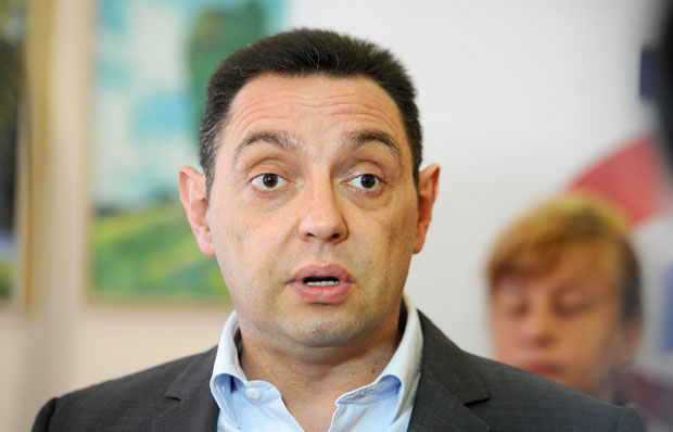 Вулин: Рад на црно на штету будућности читаве једне генерације