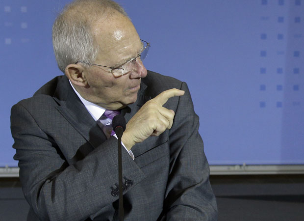 Шојбле: Русија води пропагандни рат лажним вестима