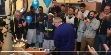ВИДЕО: Изененађење играча Фенербахчеа тренеру за рођендан