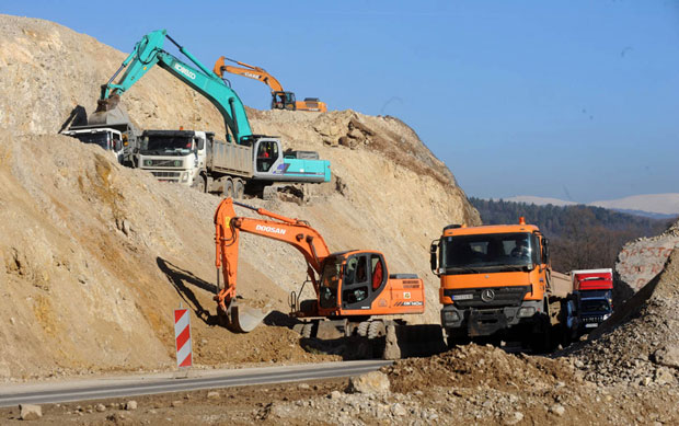 РАДИО НА ЦРНО: Пријаве због смрти радника на Коридору 10