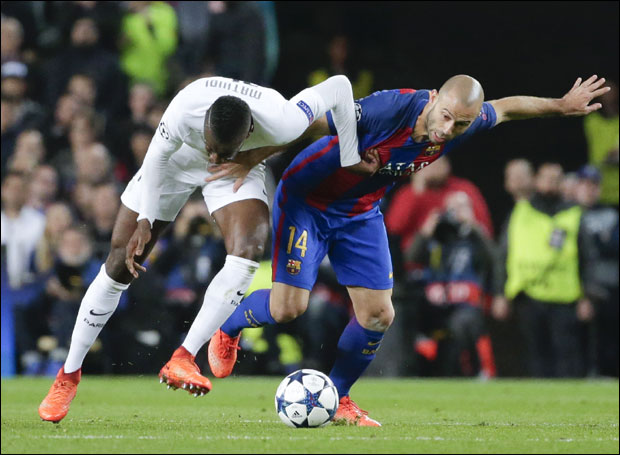 Маскерано признао да је био пенал за ПСЖ: Фаулирао сам Ди Марију