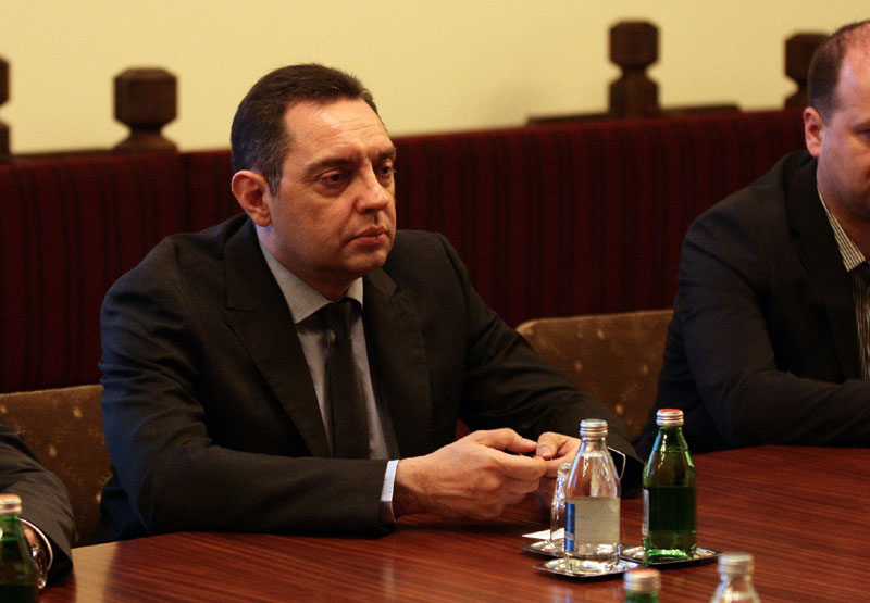 Вулин: Када изађу из дома, младима најважније да нађу посао