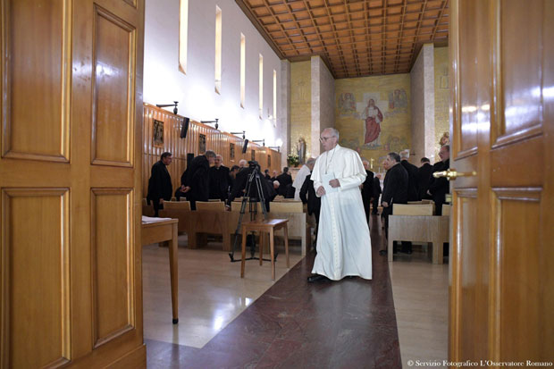 Папа послао 100.000 евра сиромашнима у Алепу