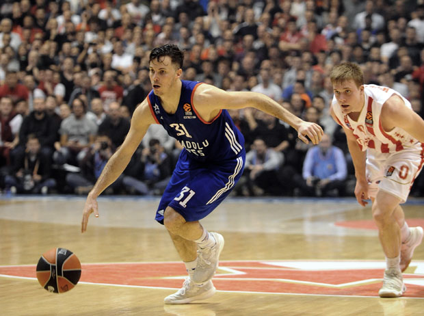 ДОБРЕ ВЕСТИ ЗА ЦРВЕНО-БЕЛЕ У ЕЛ: Бамберг изненадио Ефес у Истанбулу, Дарушафака изгубила у Атини