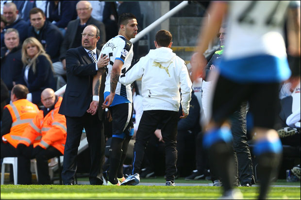 Бенитез се не одриче Митровића: Тешко је, али мора да настави да ради