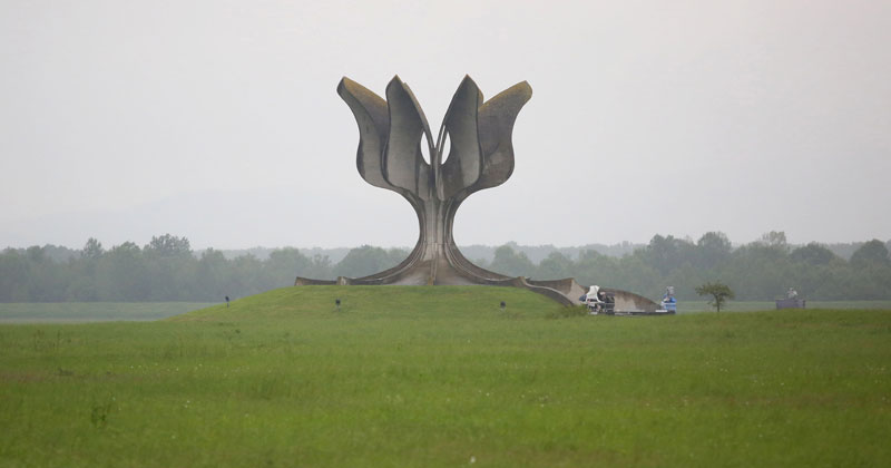 Загреб се сад одриче НДХ