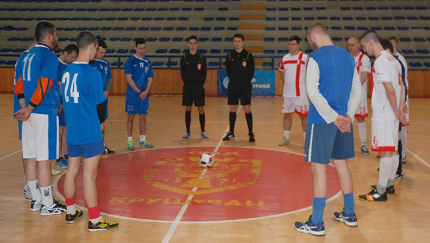 Стефан окупио пријатеље