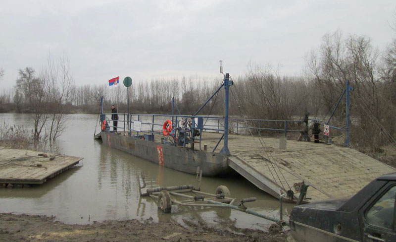 Сетва на прагу, скела преко Тисе не ради