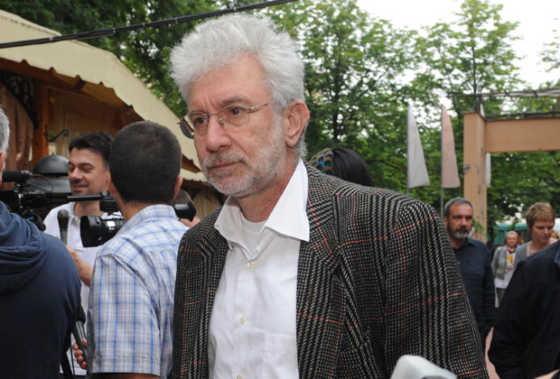 Позлило Петру Јањатовићу: Није инфаркт, колабирао је због стреса