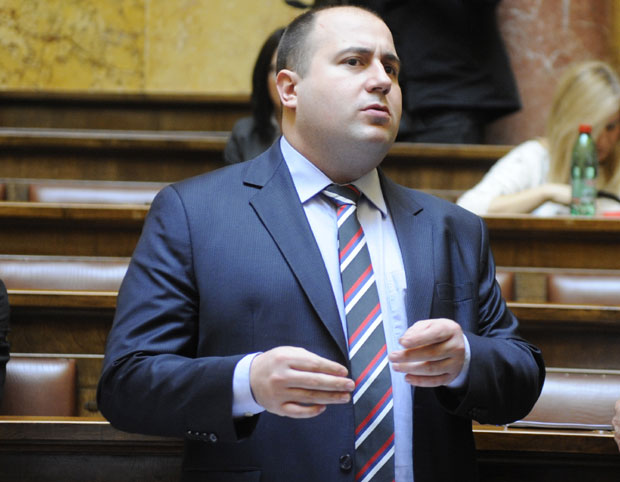 Козарев: Обезбедити услове за повратак расељених