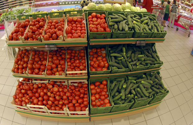 Сладек: EU нам не продаје храну, него отпад прехрамбене индустрије, ми смо грађани другог реда за њих!