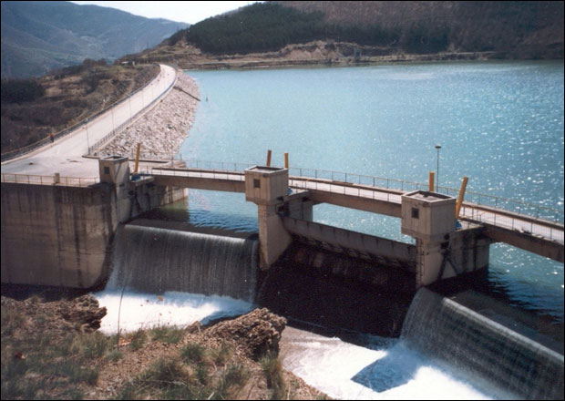 Поништена приштинска отимачина