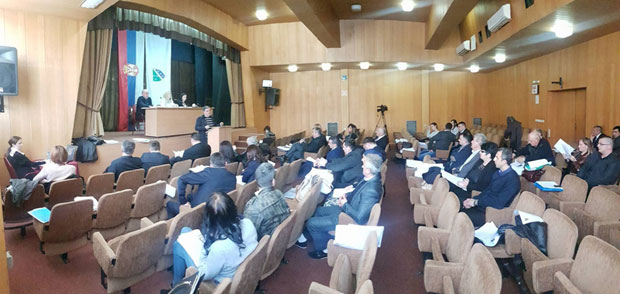 Највише расправе мимо дневног реда