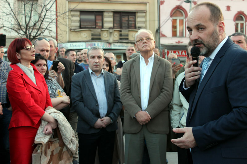 Јанковић у Крушевцу и Јагодини: Србија треба да буде сервис грађана