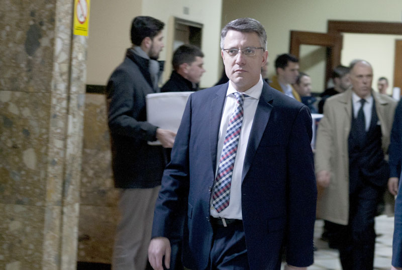 Поповић: Кампању наставити дијалогом и програмским ставовима