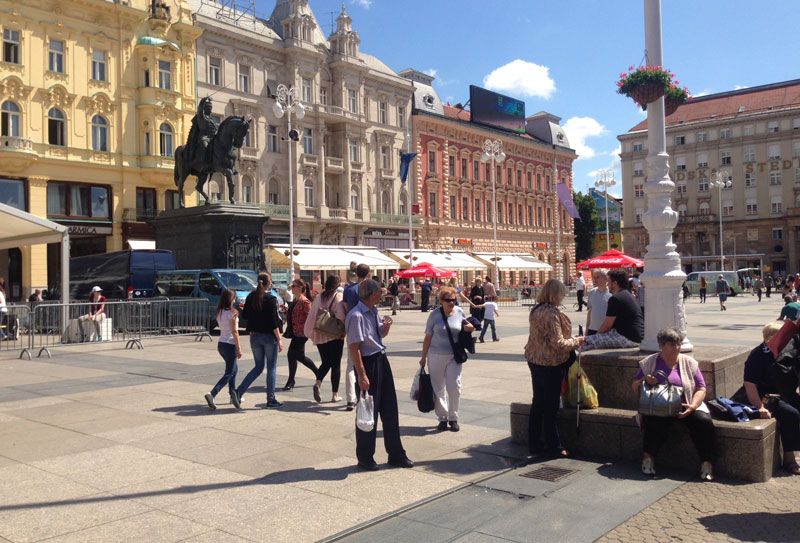 Загреб неће Србе