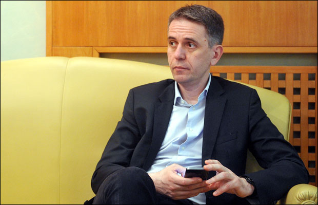 Радуловић грађанима о томе како жели да промени Србију