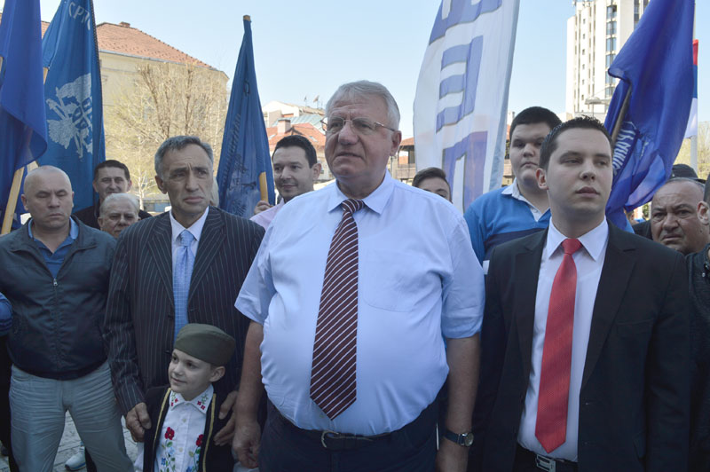 Шешељ: Само ја могу да контролишем владу