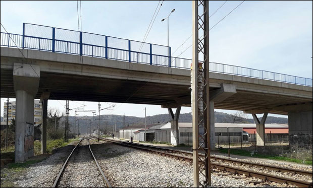 Бар: Погинуо пешак на прузи