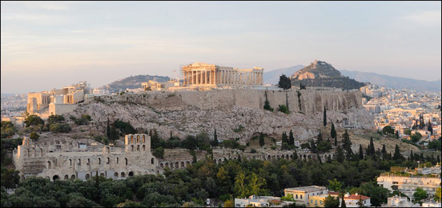 Српски клубови као породична гнезда 
