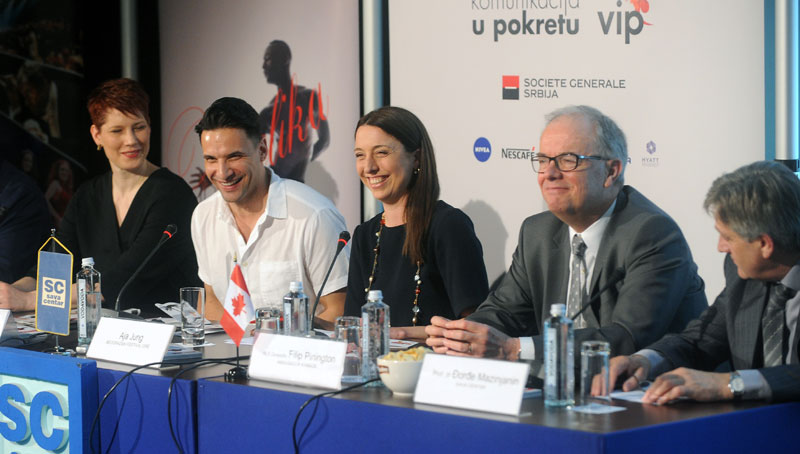 Плес стиже у престоницу