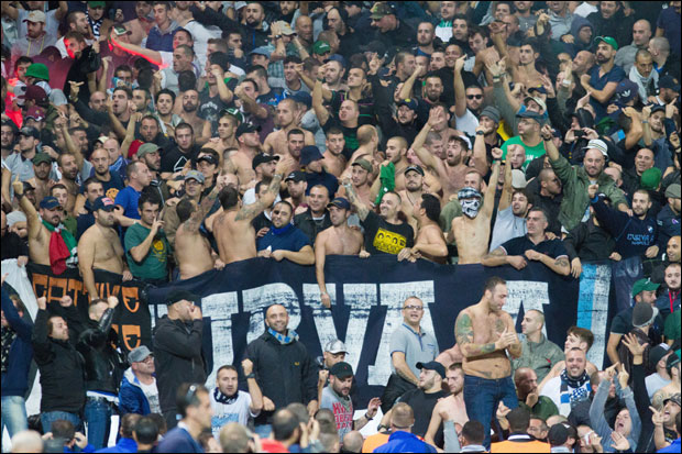 УЕФА кажњава: Наполи да плати 38.000, Барселона 16.000...