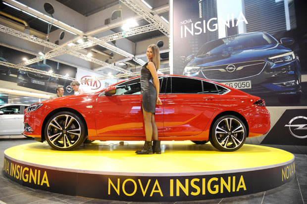 Ролс још чека купца, испод 10.000 евра 24 аутомобила (ФОТО)