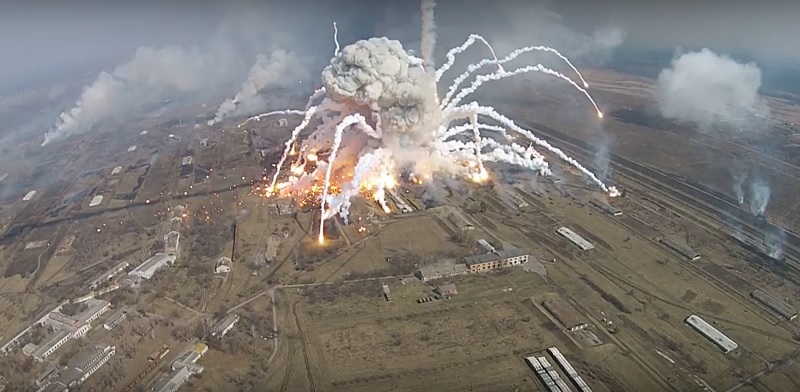 ПОГЛЕДАЈТЕ: Огромно складиште оружја погођено из дрона (ВИДЕО)
