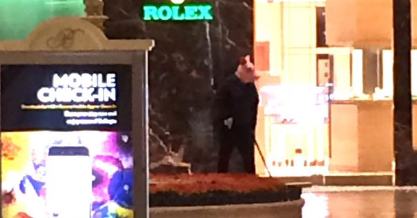 Лас Вегас: Паника у хотелу због пљачкаша са маском свиње