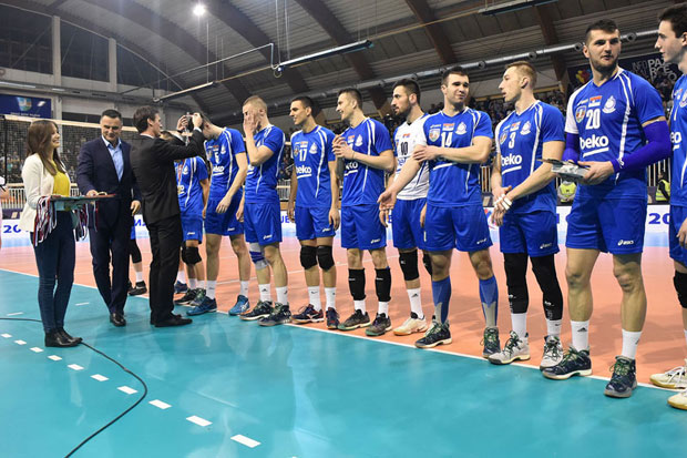 ПЛЕЈ-ОФ: Звезда гост Новог Пазара