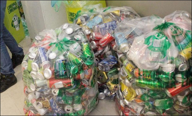 Рециклажом сакупио 400.000 долара и све донирао дому за незбринуту децу