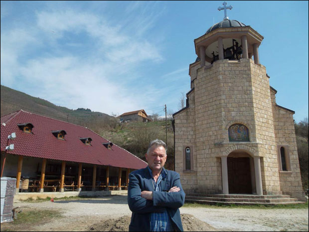 Сложни остају на огњиштима
