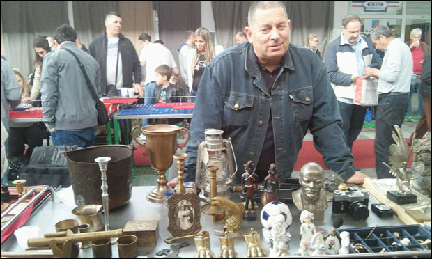 Зарада и од марака
